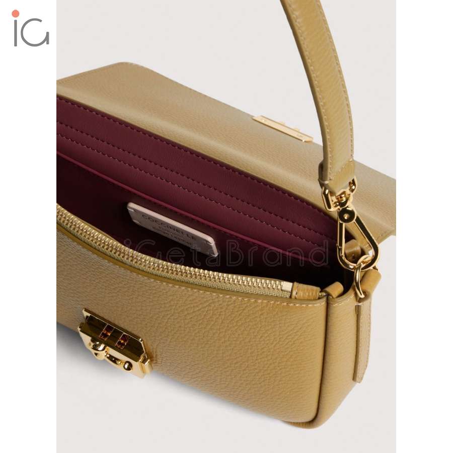 Coccinelle C-Me Lock Medium Seagrass E1U4K120201_G43