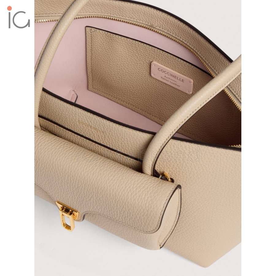 Coccinelle Double Beat Medium Sandshell E1T8A110301_N64