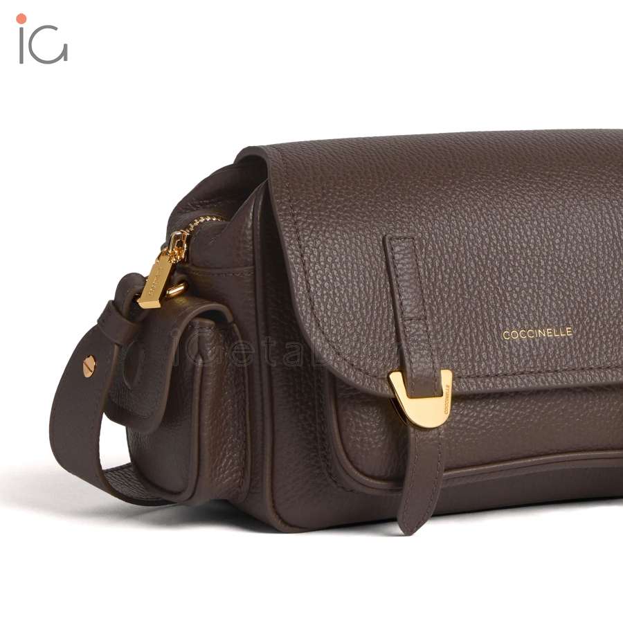 Coccinelle Campus Small Brunette E1RFF150201W20