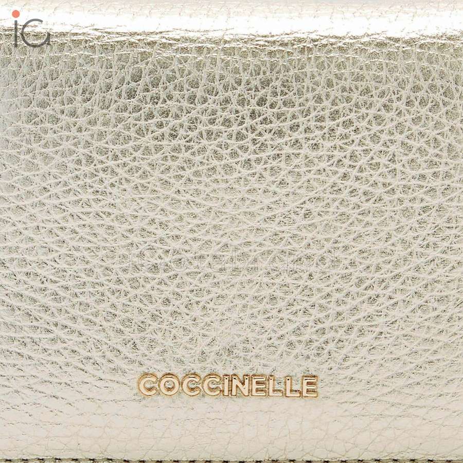 Coccinelle Metallic Soft Small Pale Gold E2MW5172101J84