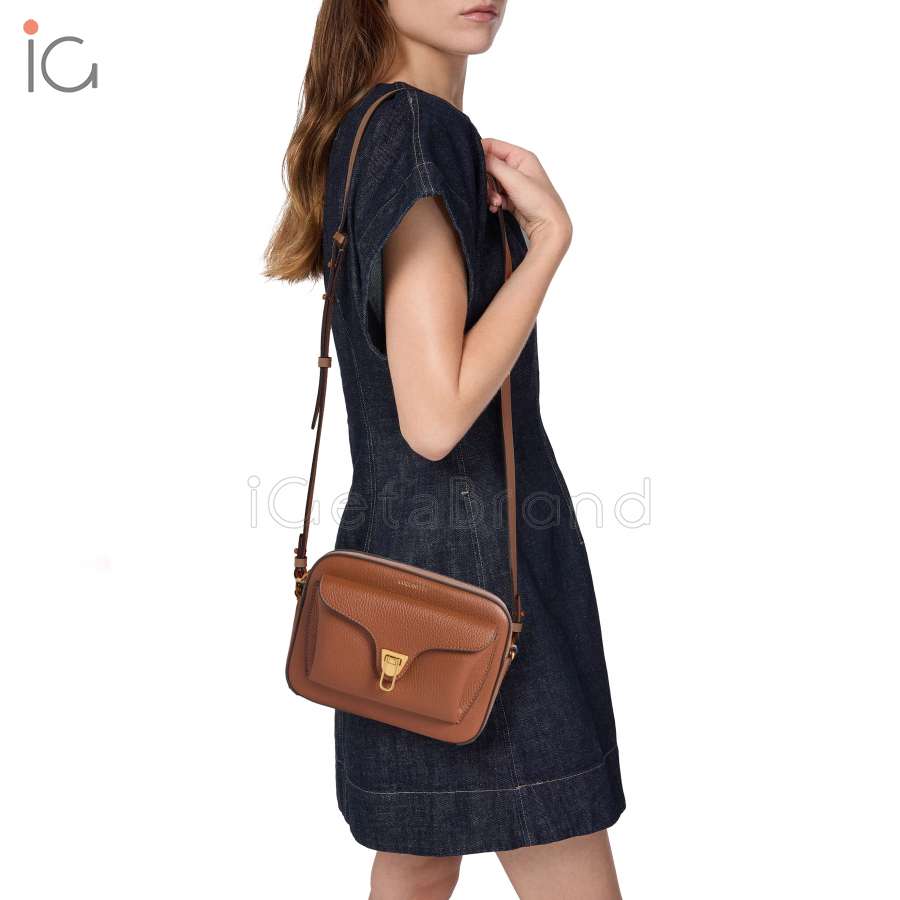 Coccinelle Beat Small Cognac E1MF6150201_W11