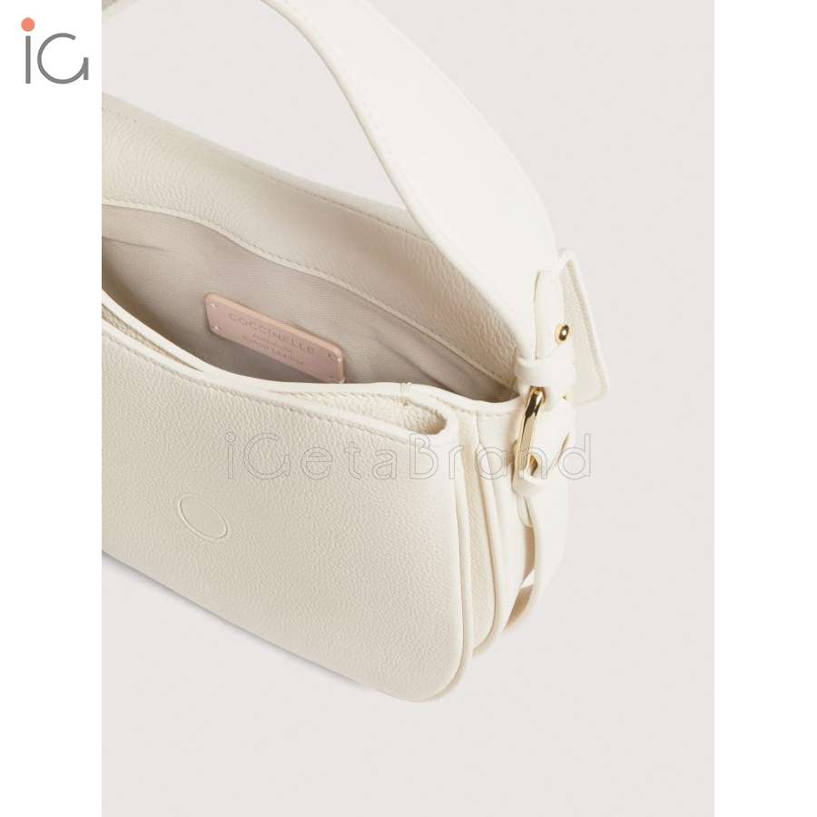 Coccinelle Mavery Small Pearl E1U7F180201_N17