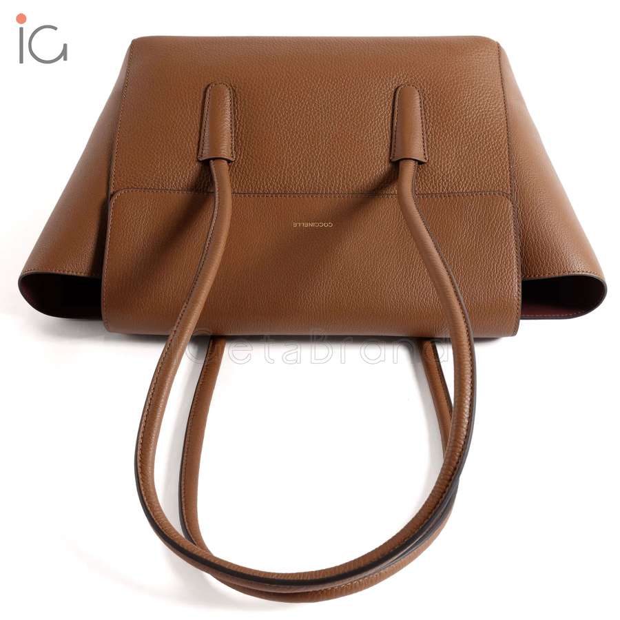 Coccinelle Double Beat Large Cognac E1T8A110201W11